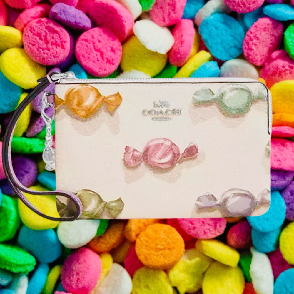 Coach Candy Pattern Wristlet in Cream and Pastels - Picture 2 of 2